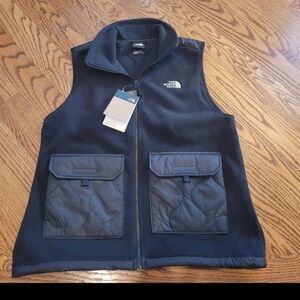 NWT Women's The North Face Royal Arch Fleece Vest size Large & Medium